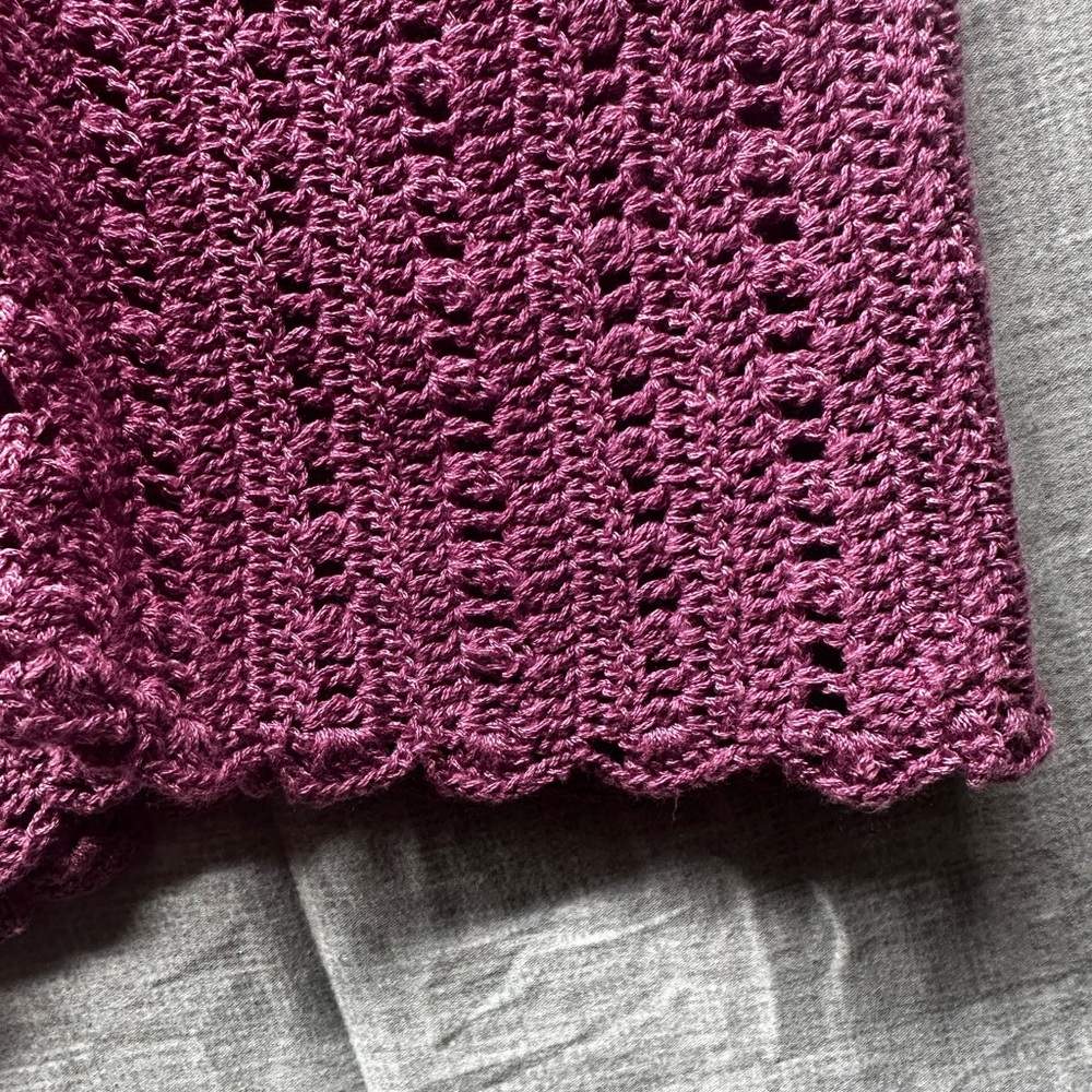 Hand crochet vest purple V Neck open center lace Small no tag Vintage 80’s - Picture 3 of 10